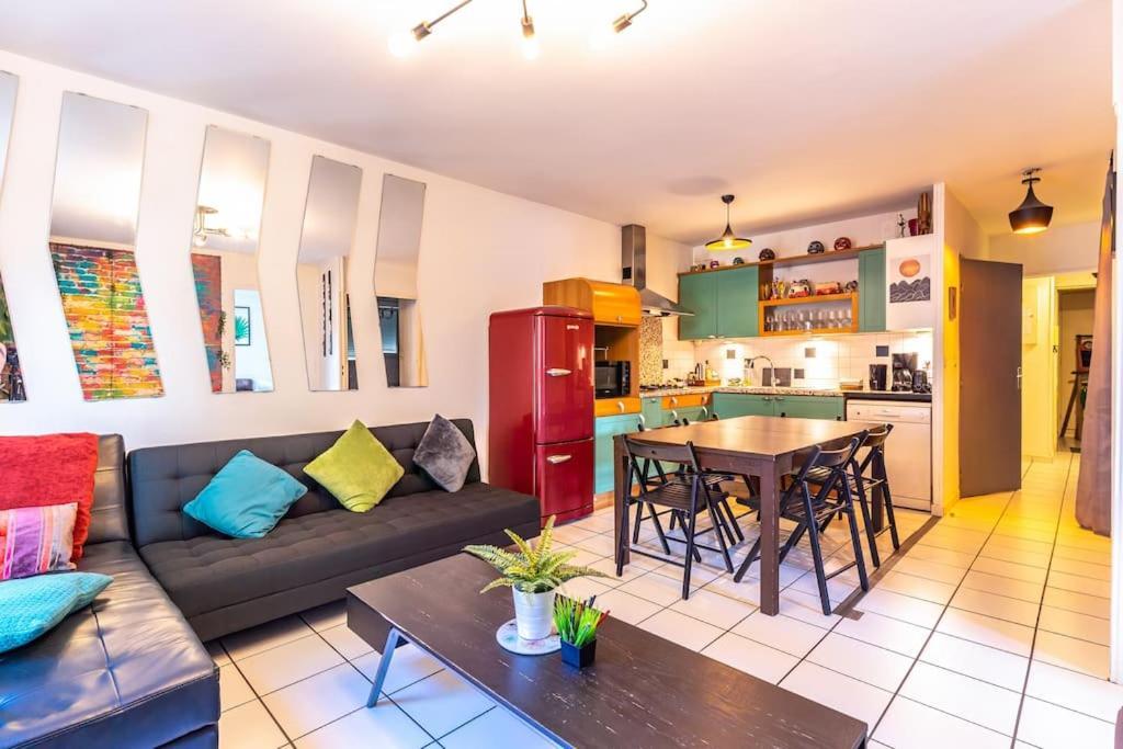 T4 Special Groupe Apartment Lyon Bagian luar foto